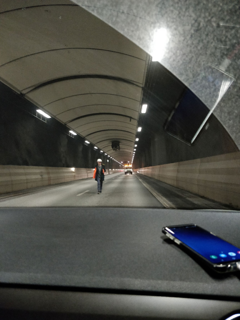 Integrator testing the GPS signal emitted by SubWAVE in a road tunnel